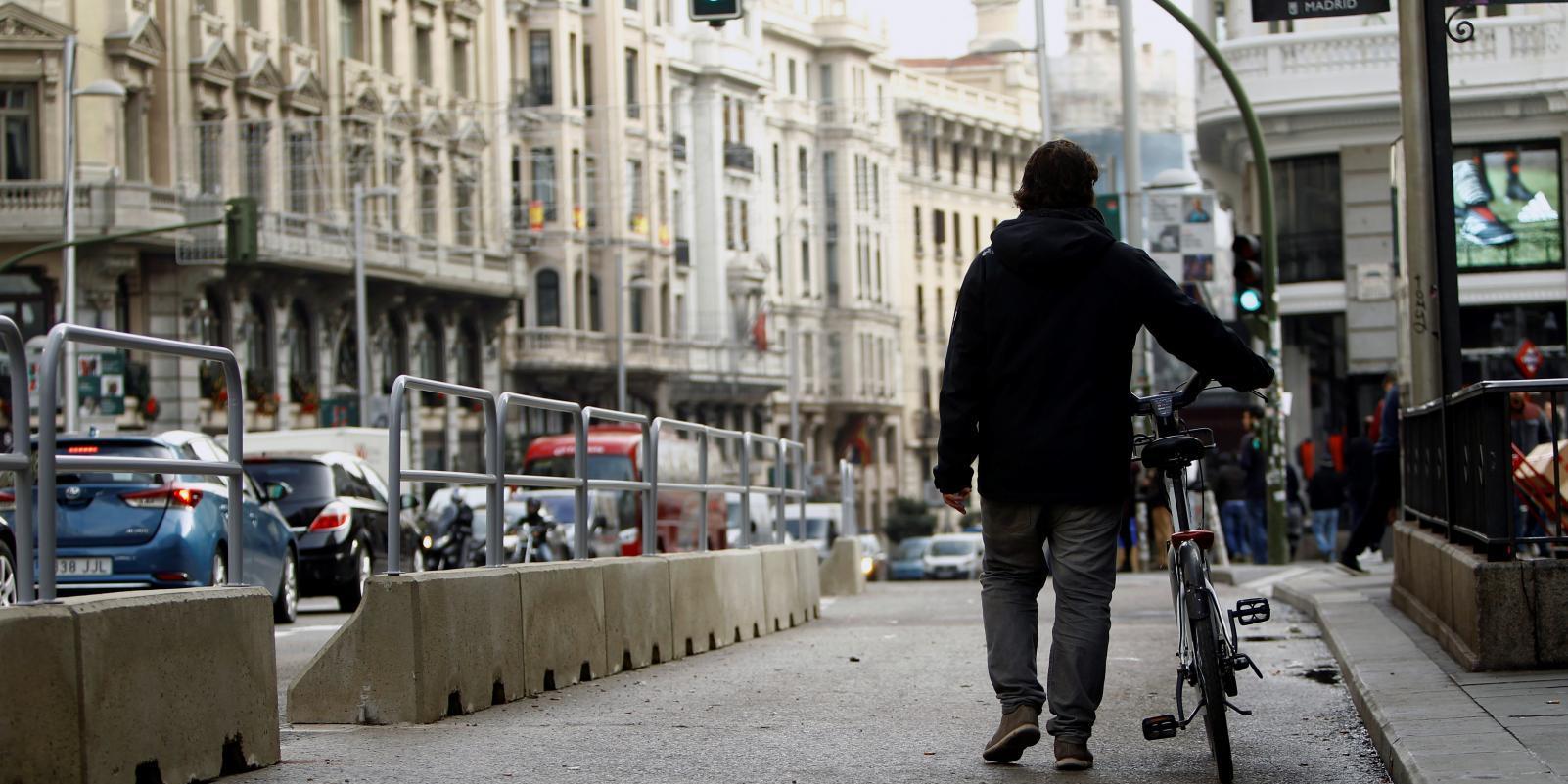 El Ayuntamiento comenzará esta semana la ejecución del primero de los seis carriles bici provisionales