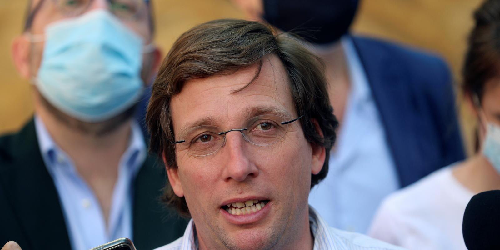 Martínez-Almeida apuesta por el uso de mascarilla en espacios privados y públicos