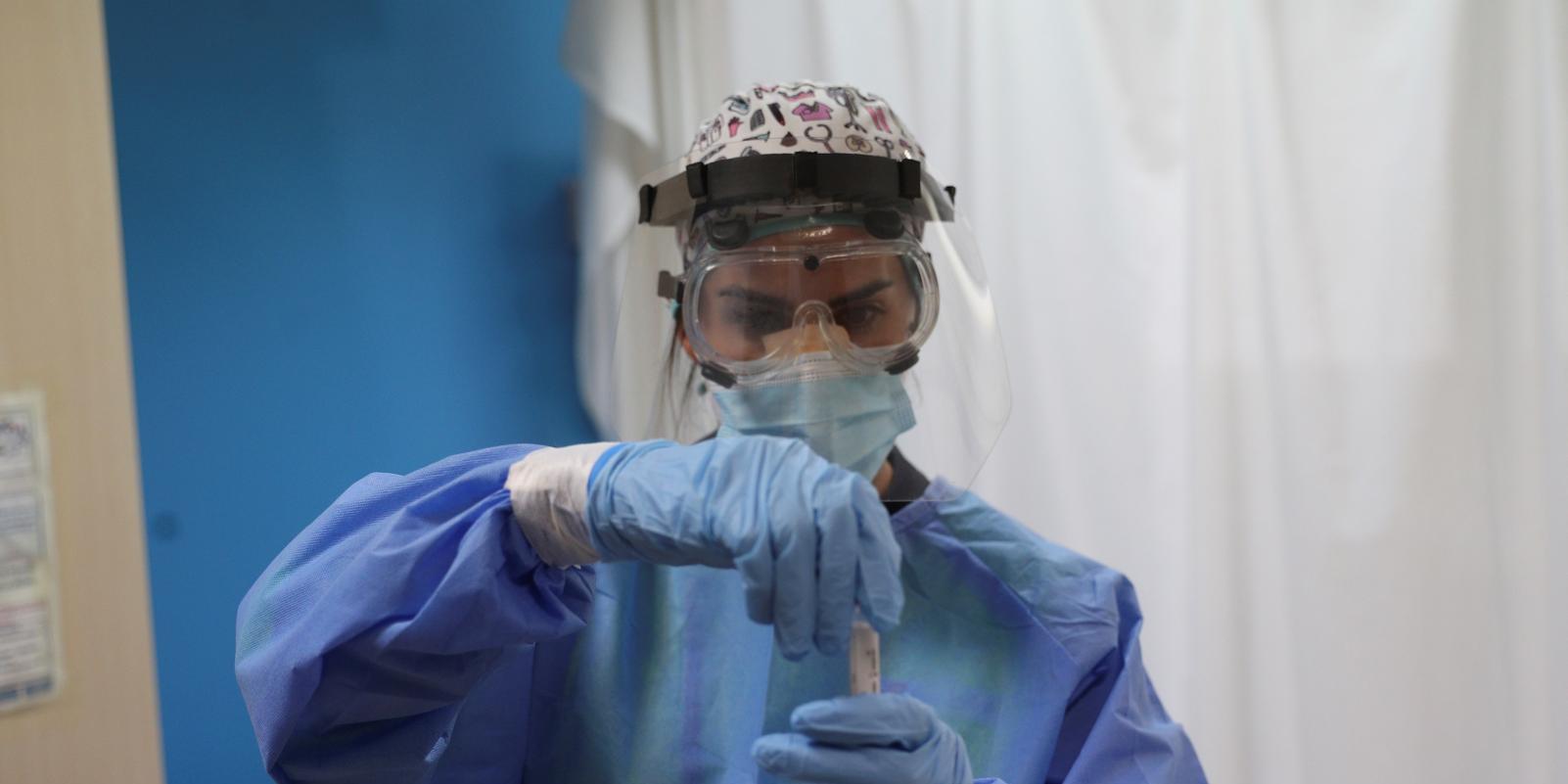 Los contagios en Madrid bajan en un día a 974 pero las muertes suben a 26