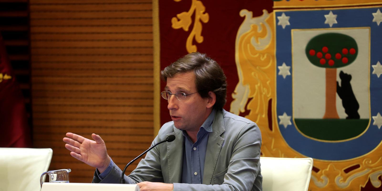 Martínez-Almeida recomienda a los madrileños "que salgan lo menos posible"