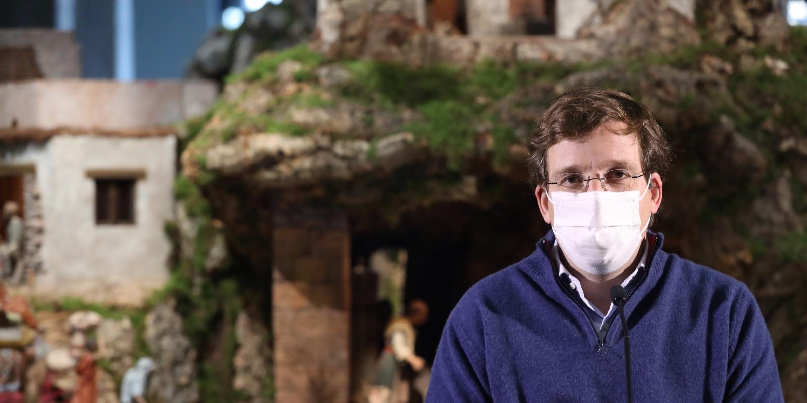 Martínez-Almeida promete que las basuras del Este no irán a Vallecas tras el 31 de marzo