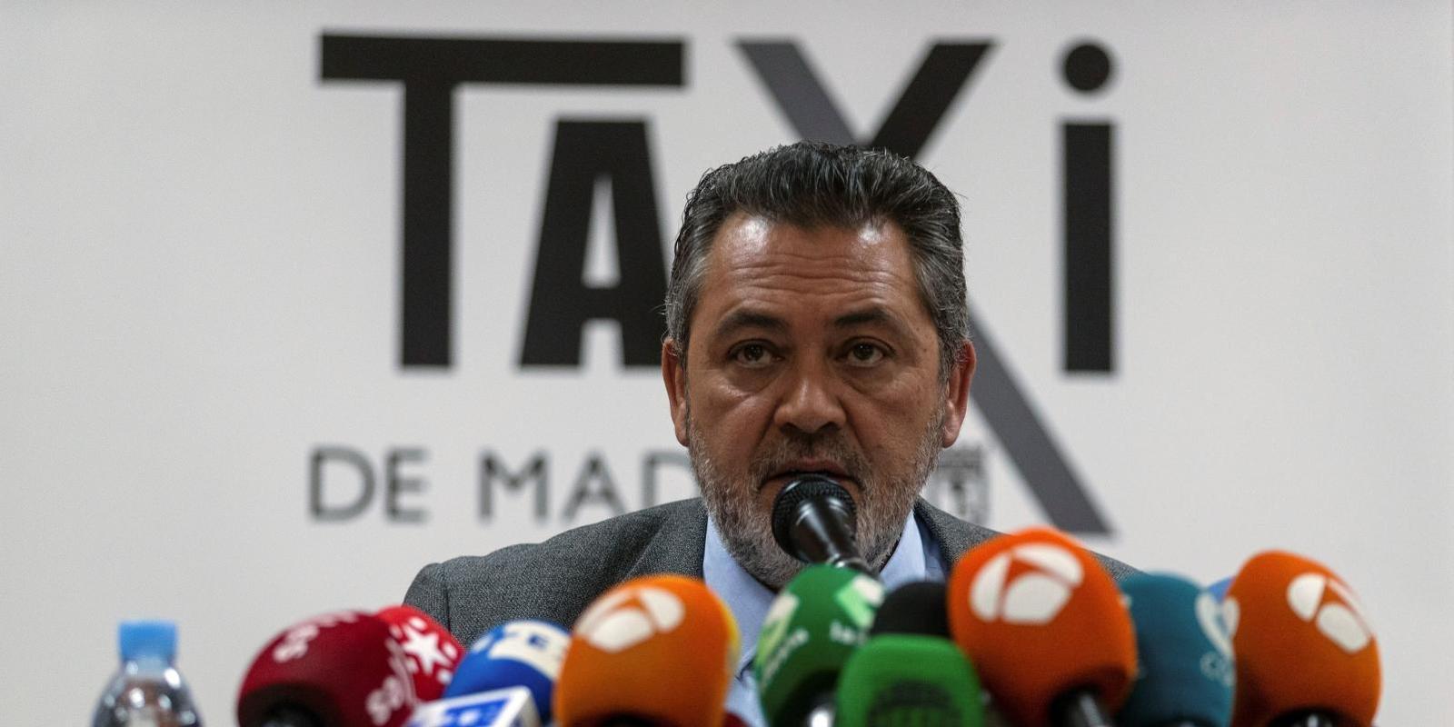Los taxistas de Madrid piden una regulación de los VTC como la de Galicia