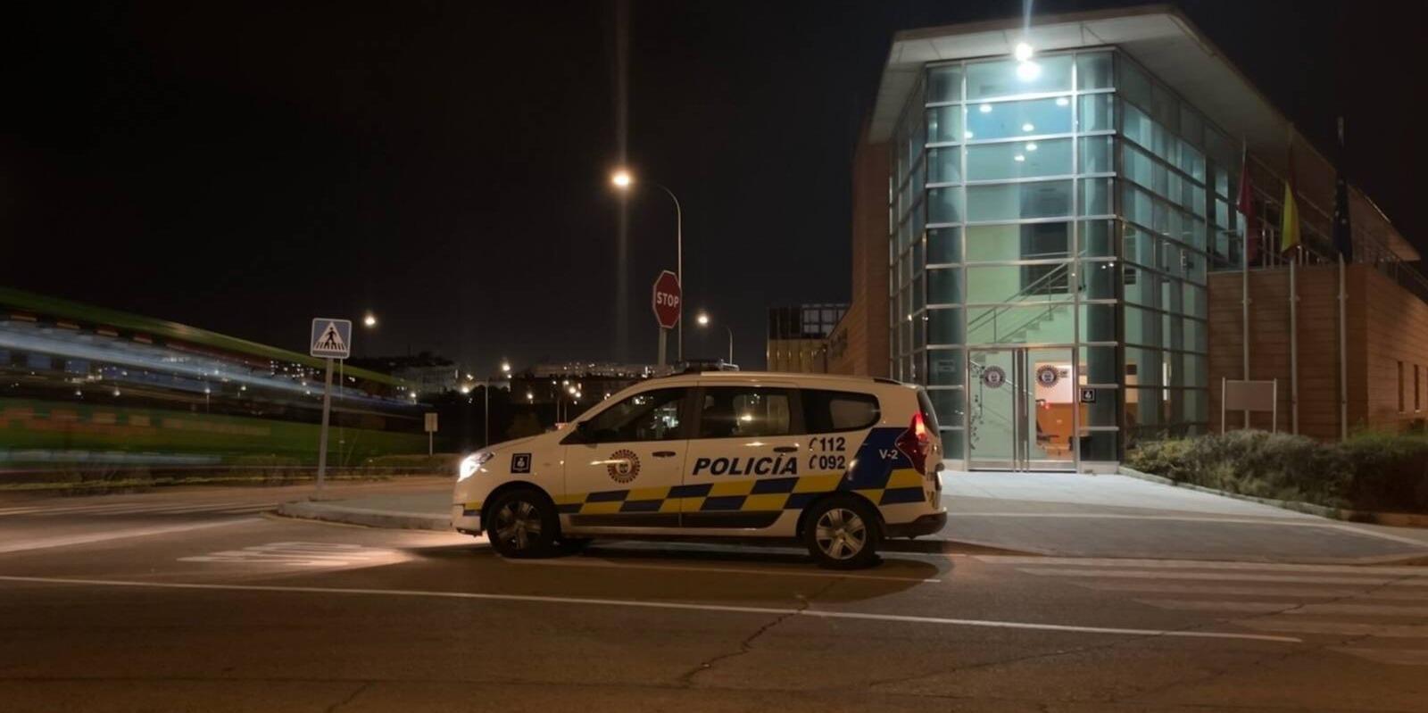 Intervenida una barbacoa en Valdemoro con una veintena de personas en una nave industrial