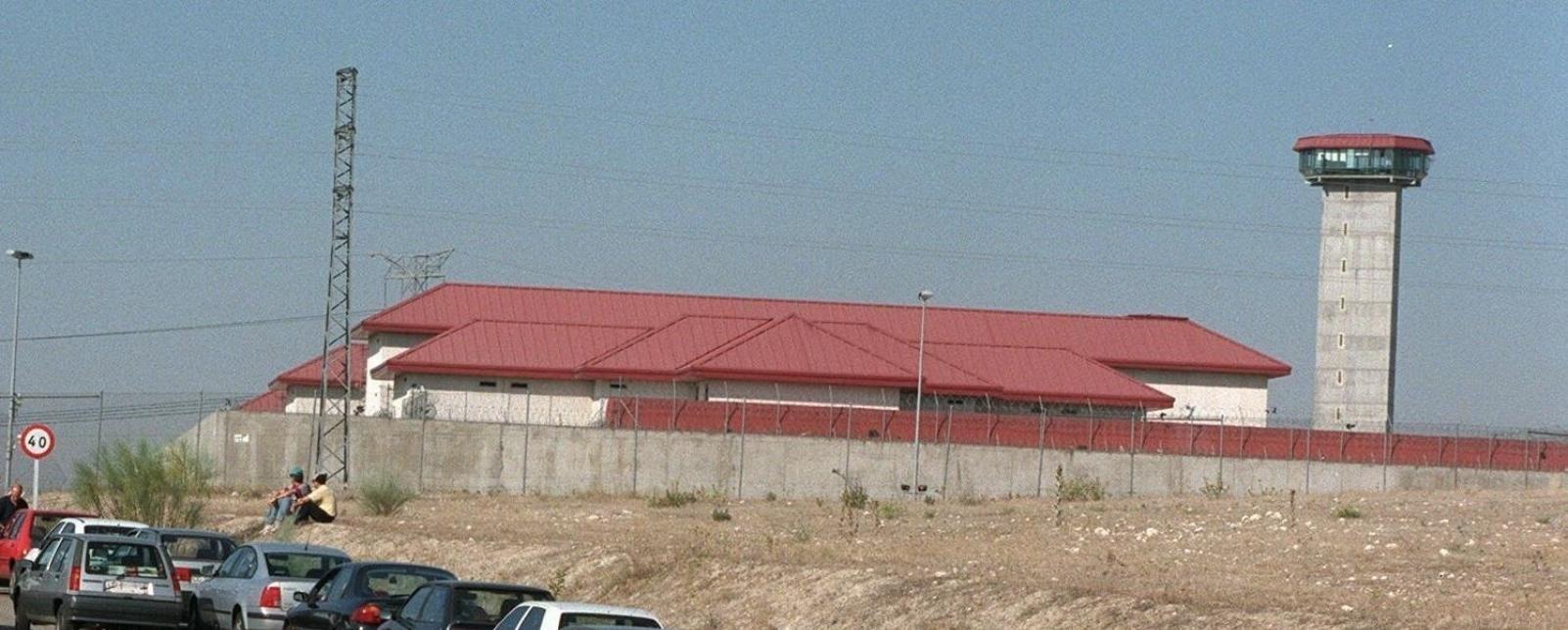 Investigan a dos guardias civiles y un funcionario por la fuga de "El Piojo"