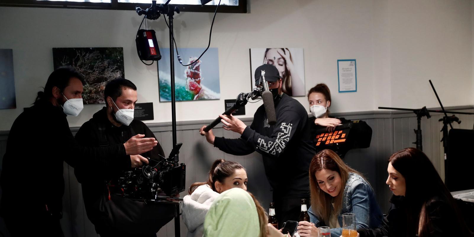 Rodajes blindados y sets convertidos en búnkeres en la era COVID