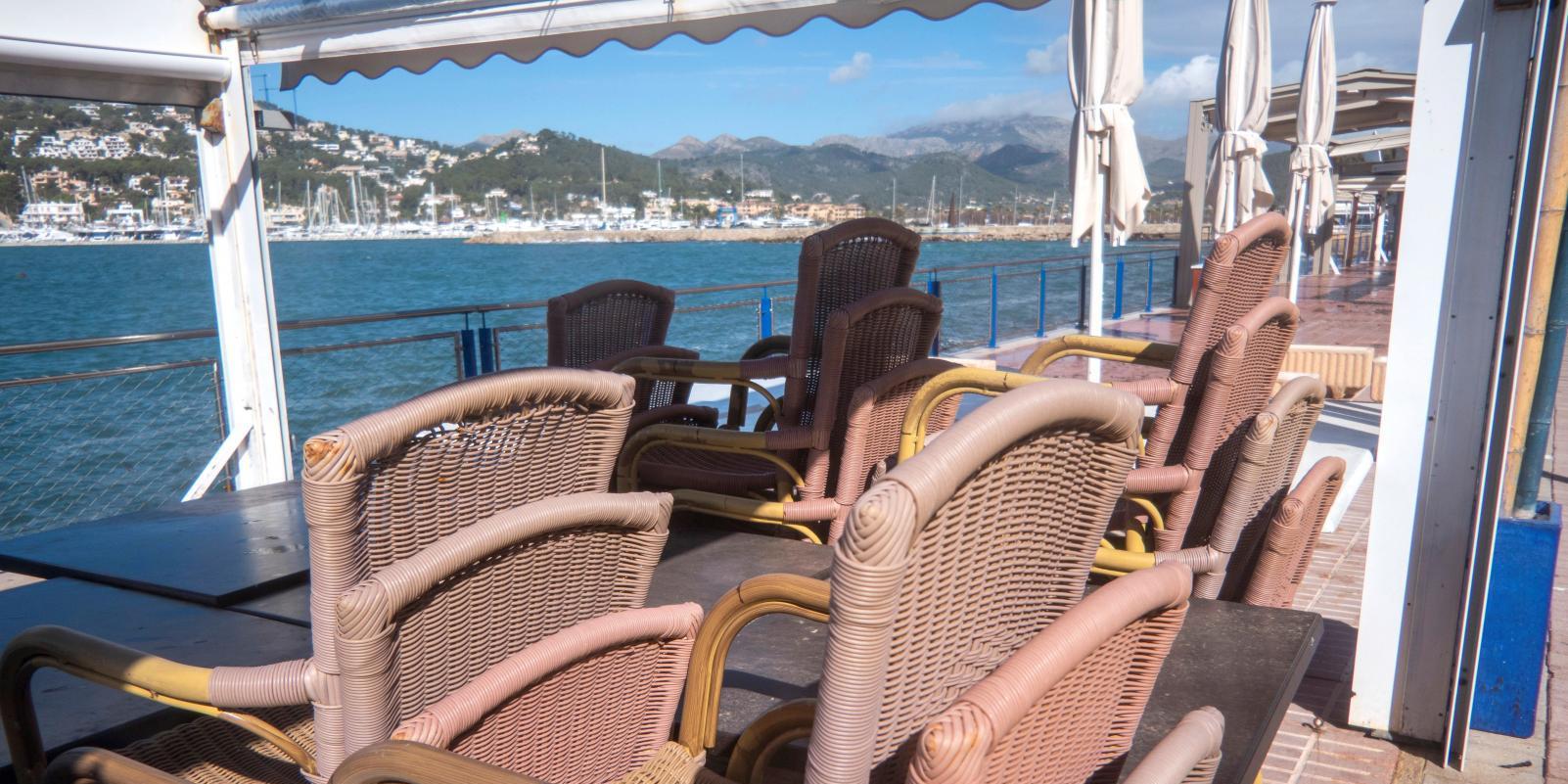 Las comunidades se debaten entre mantener las restricciones o abrir la mano