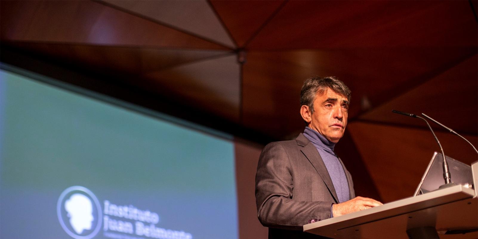 Se crea el "Instituto Juan Belmonte", un foro de debate frente al animalismo