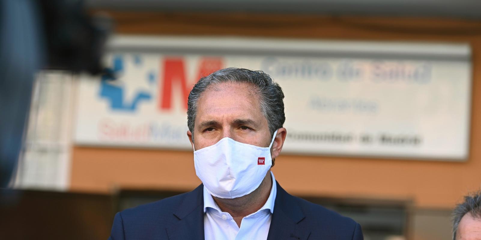 El PSOE denuncia los "mitines electorales" de Ayuso desde la Puerta del Sol