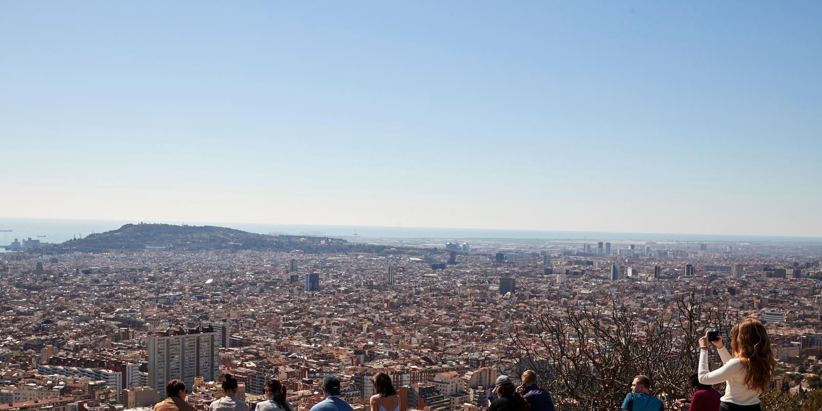 España cierra el puente y espera Semana Santa con el virus otra vez estable