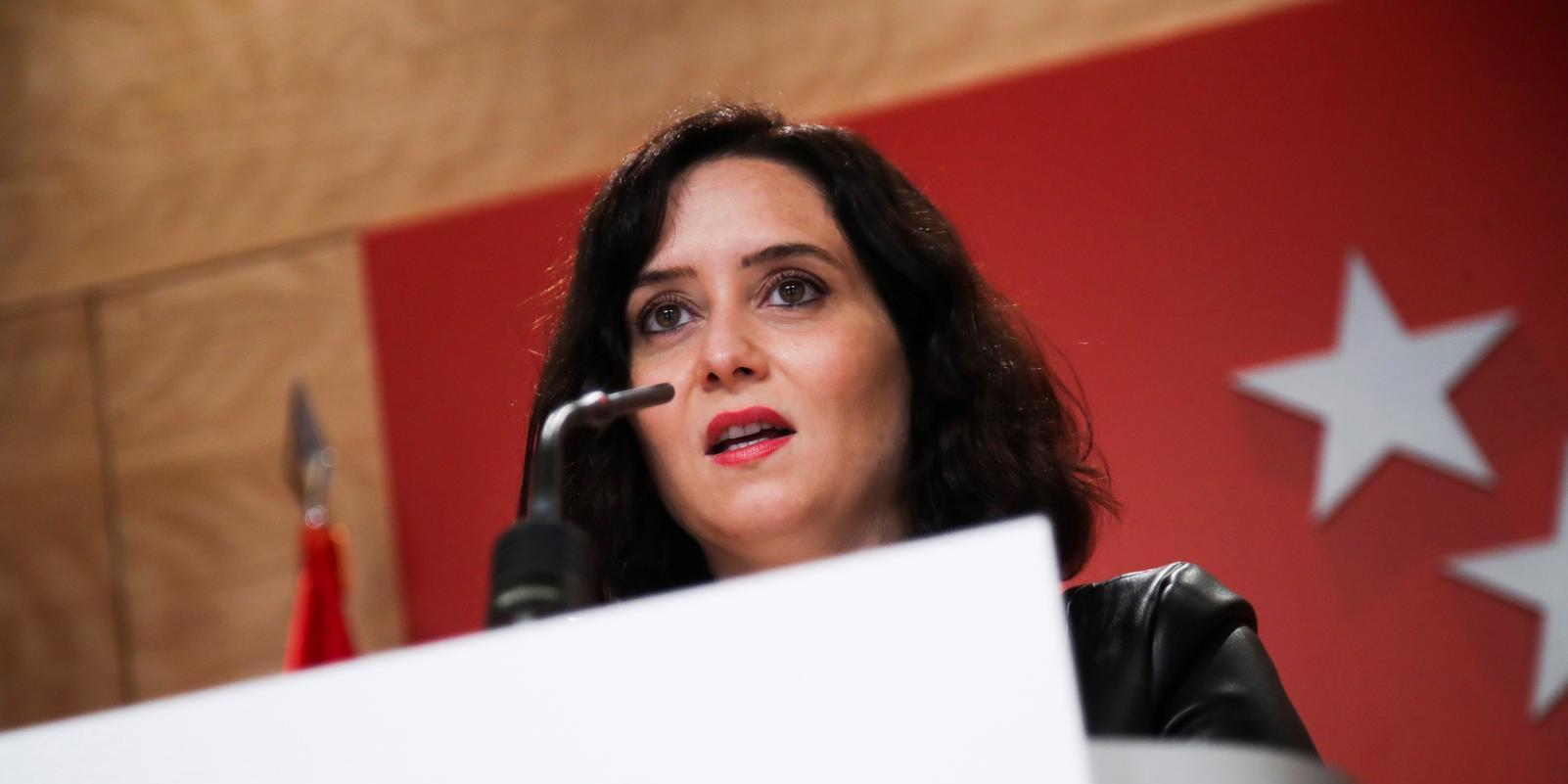 Díaz Ayuso acusa a Sánchez de "ocultar datos o mentir" al prometer las vacunas