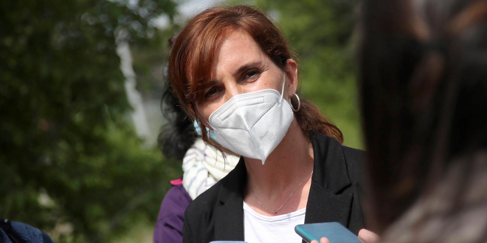 Mónica García promete reforzar las inspecciones a los VTC