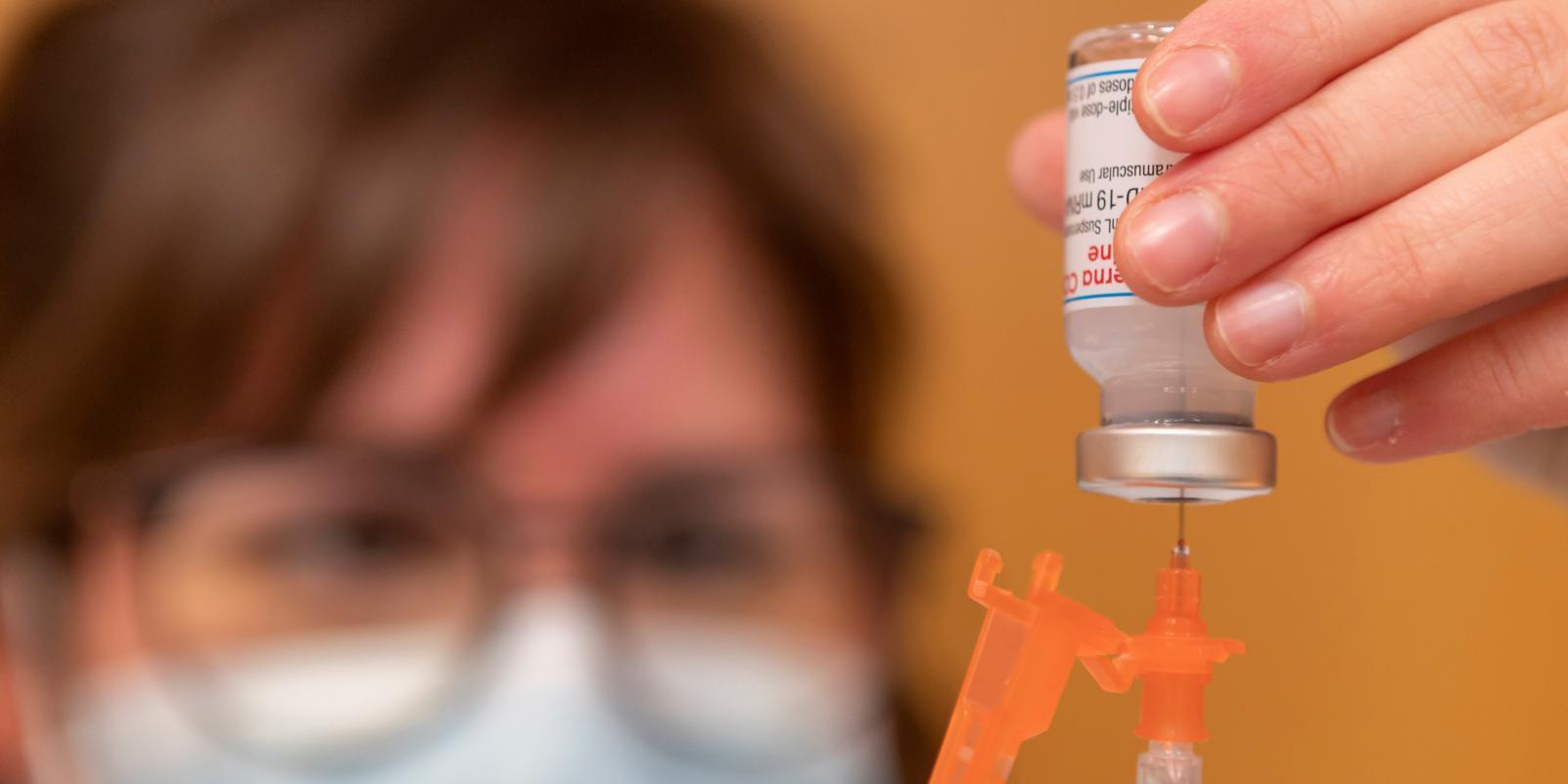 Administradas en Madrid más de 1,76 millones de dosis de vacunas, 42.940 el último día