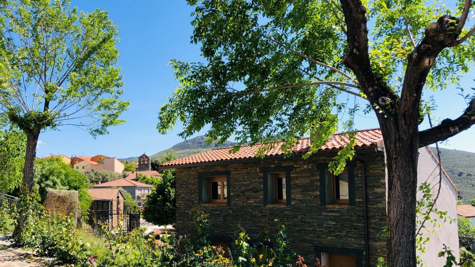 El Atazar y Fuentidueña de Tajo, los dos únicos pueblos 'rojos' de Madrid