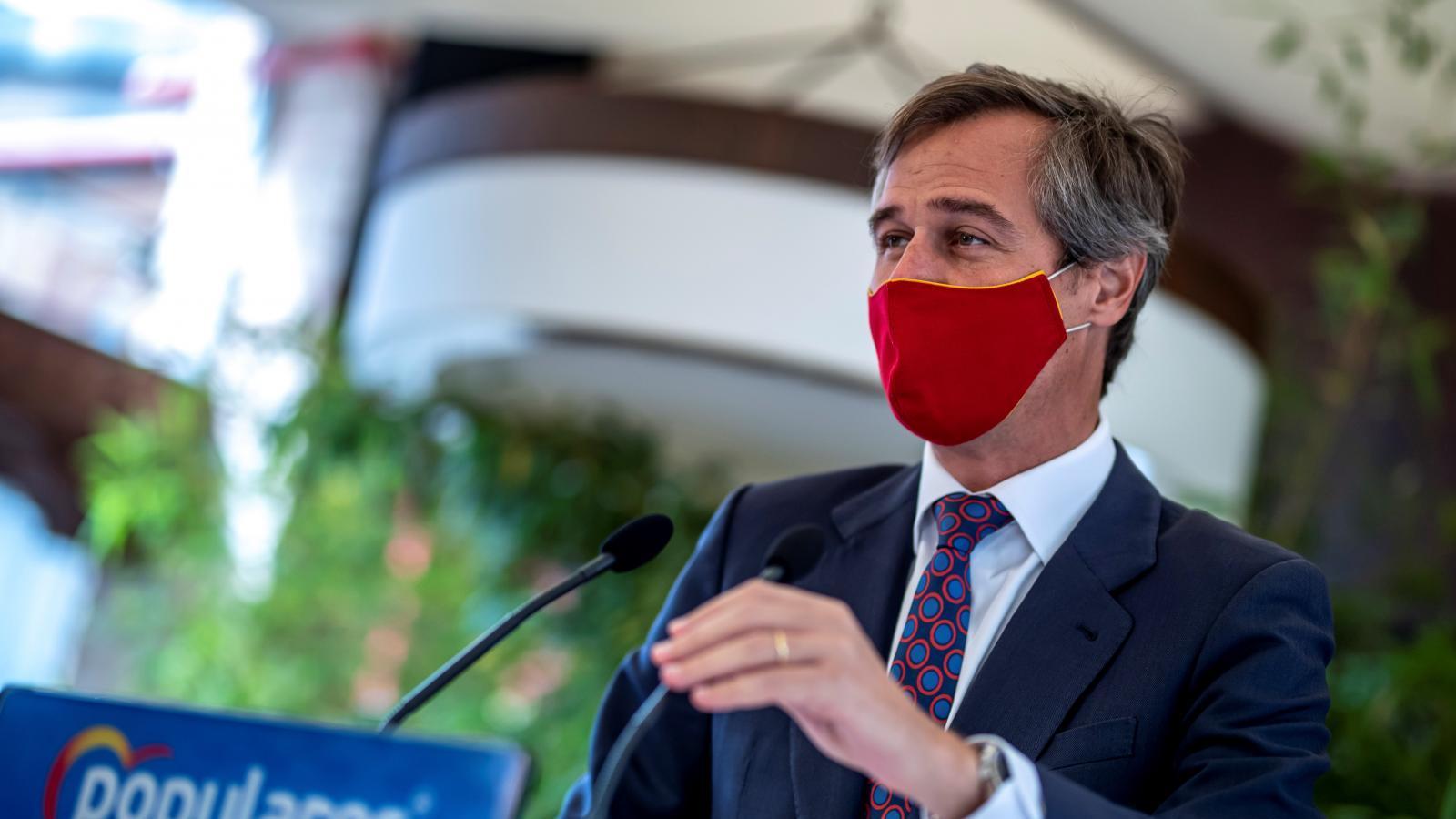 El PP avisa: "El turismo que se arruina en un año puede no recuperarse nunca"