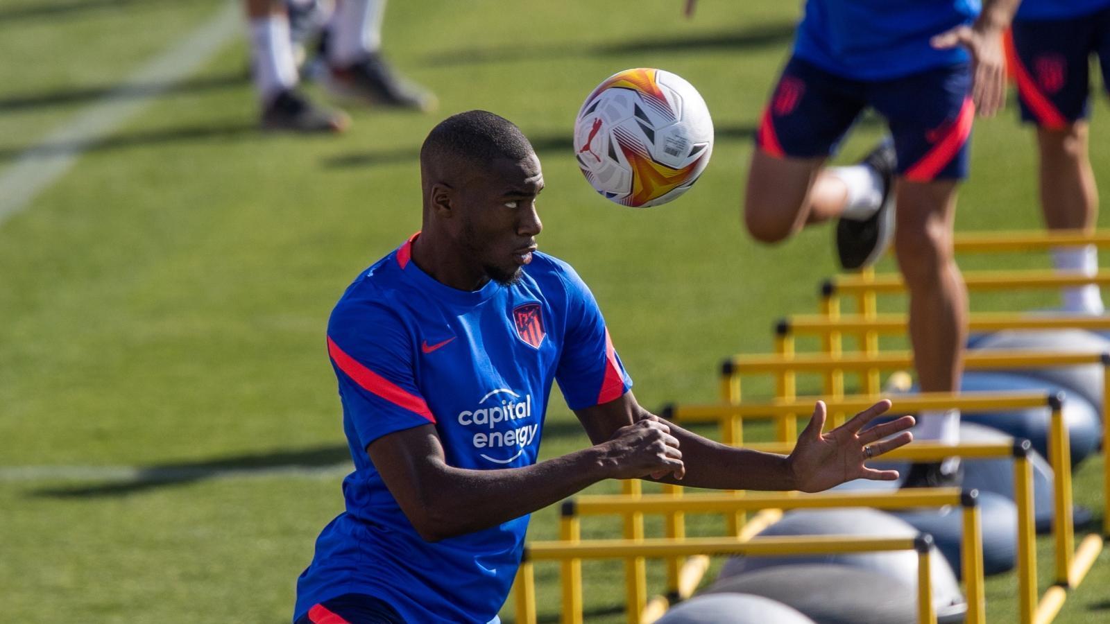 Kondogbia, positivo por coronavirus