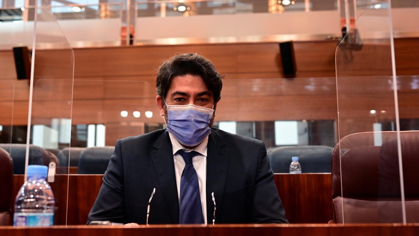 Pérez denuncia "la falta total de inversión estatal" en la C3 de Cercanías