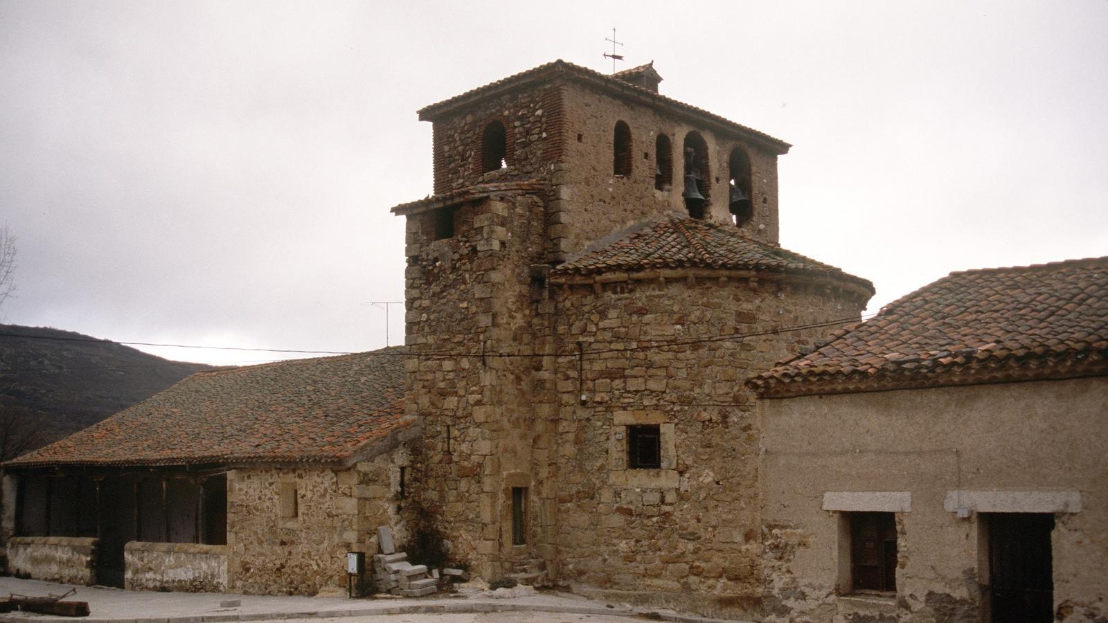 Yacimiento Piedra Escrita y la iglesia de Prádena, Bienes de Interés Cultural