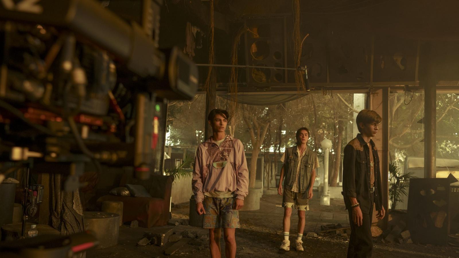 "Paraíso" crece y dice adiós a los complejos de la ciencia ficción española