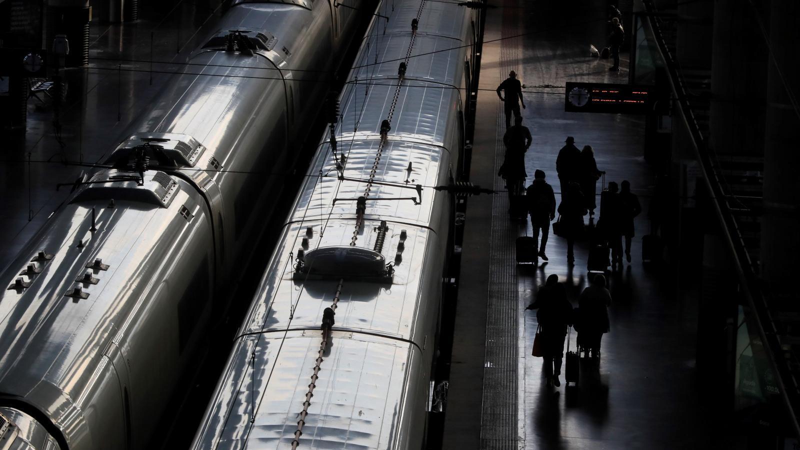 El sindicato ferroviario convoca siete días de paros en Renfe en octubre
