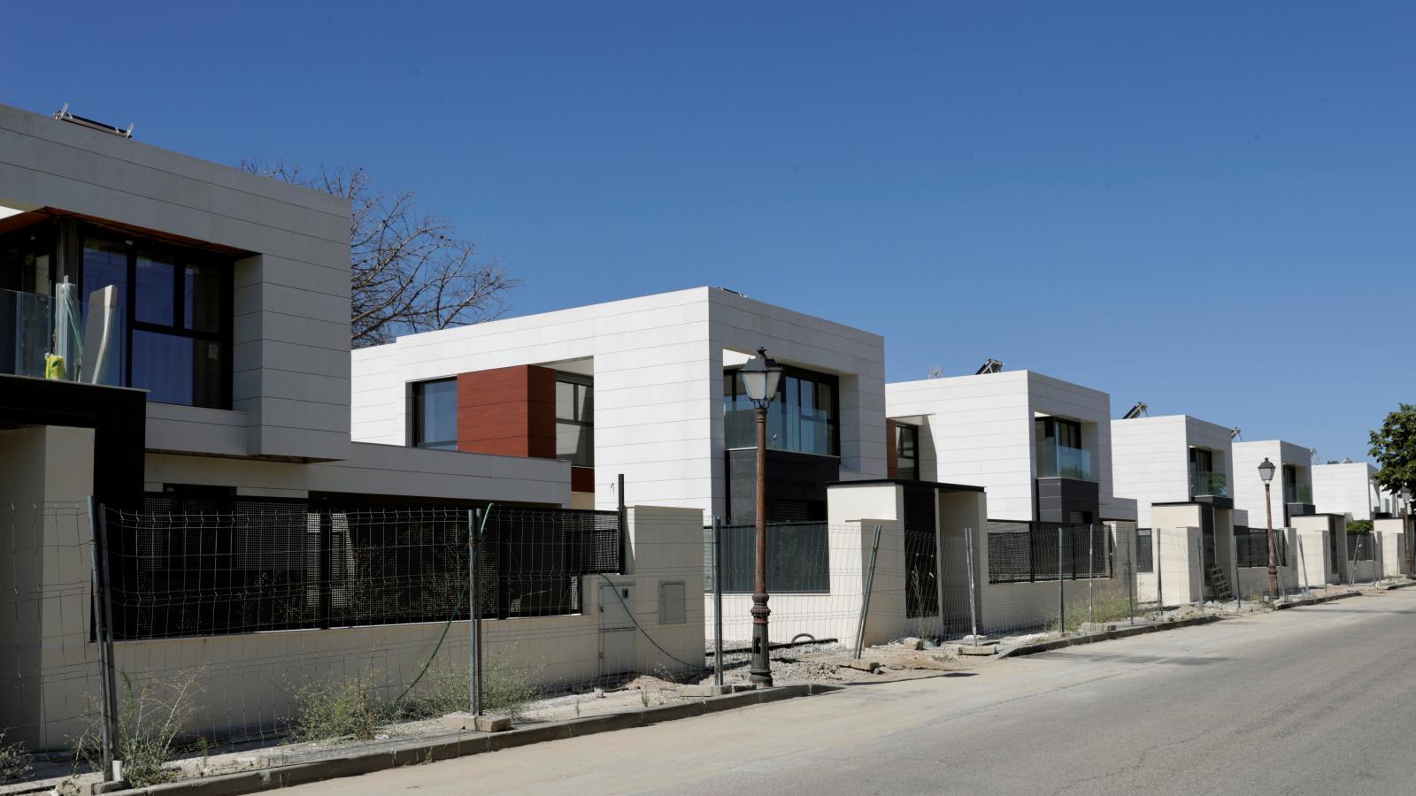 La compraventa de casas crece un 53,5 % en julio, el mayor repunte en 13 años