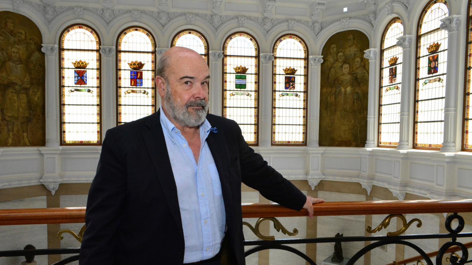 Antonio Resines, ingresado en la UCI con neumonía bilateral debido a la covid