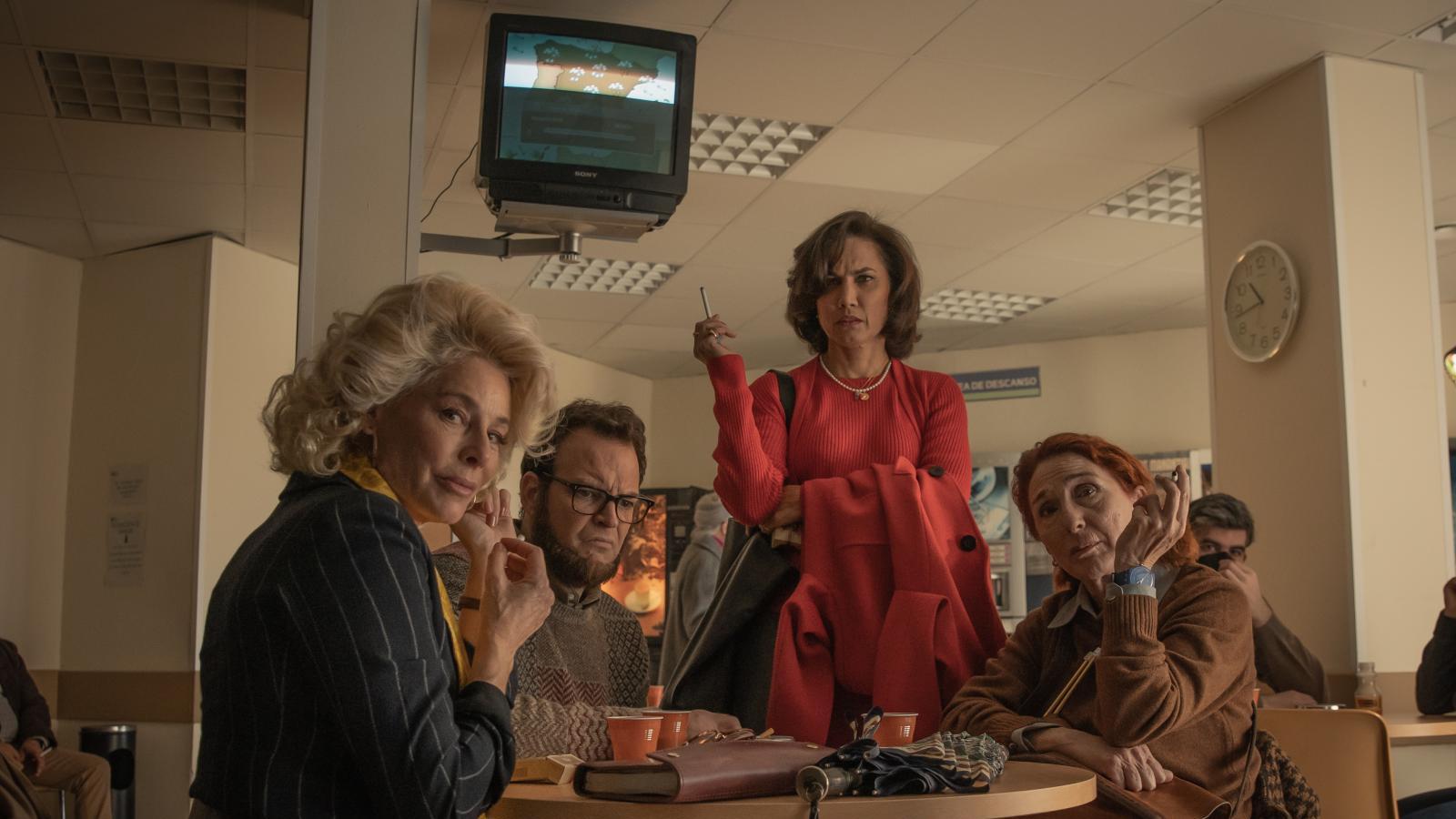 Netflix rueda "Fenómenas": cuando hablar con muertos es algo de lo más normal