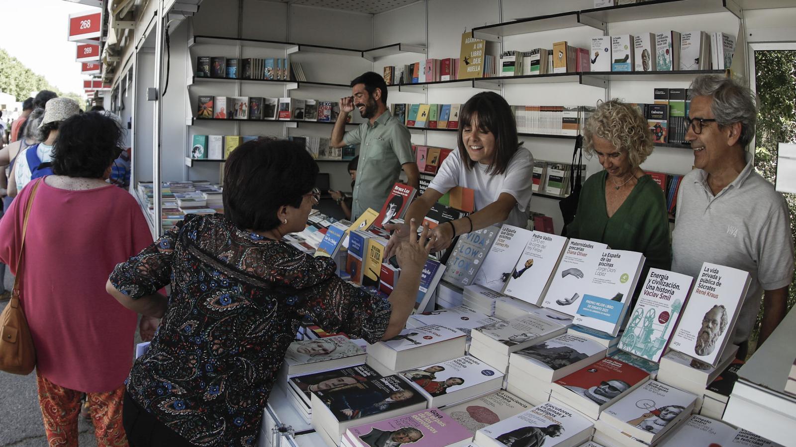 La Feria del Libro en Madrid: Un encuentro literario que impulsa la cultura y la pasión por la lectura