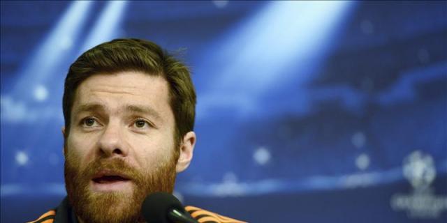 Xabi Alonso declara que se ve "bien" y que intenta "mantener la regularidad"