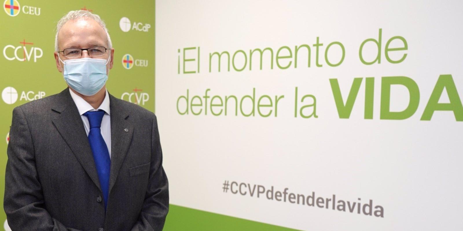 El presidente del Colegio de Médicos de Madrid avisa de que la pandemia hubiera sido "más grave" con ley de eutanasia en vigor