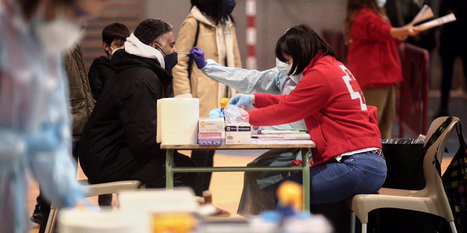 Los test de antígenos de la Comunidad llegan esta semana a los campus de siete universidades y a dos ZBS