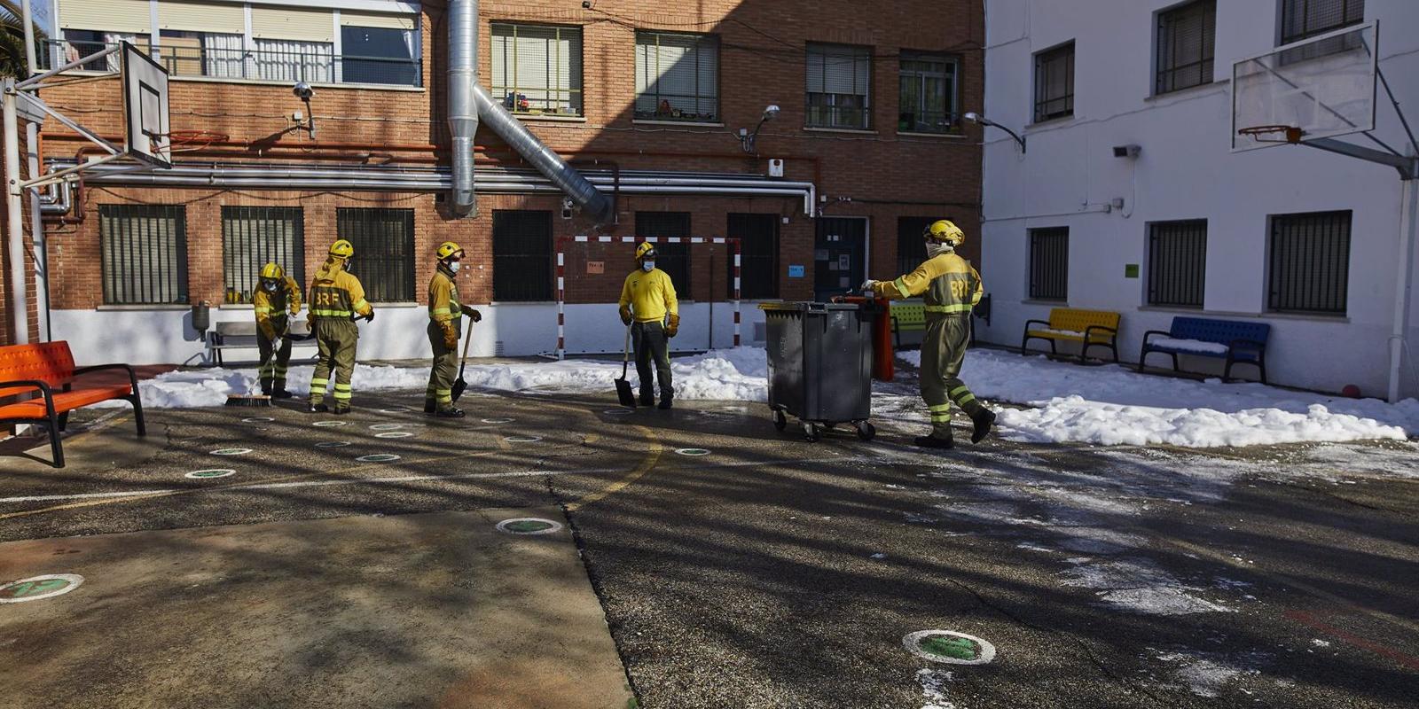 Seis colegios de Madrid presentan algún daño estructural tras Filomena pero podrían abrir el miércoles