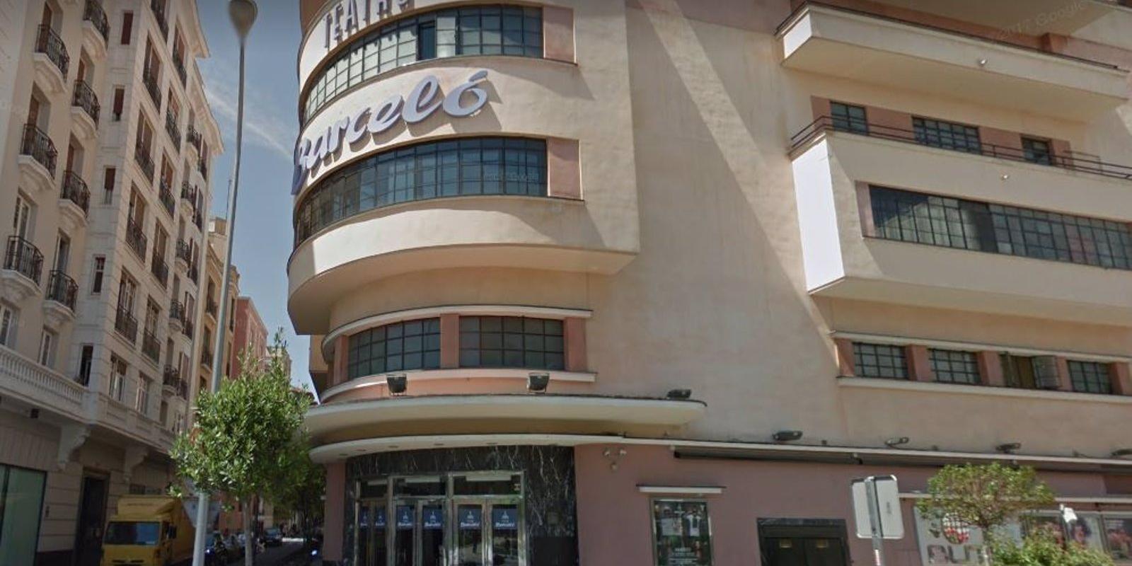 Martínez-Almeida recomienda a los organizadores y asistentes a la fiesta en el Teatro Barceló "dar una vuelta por hospitales y tanatorios"