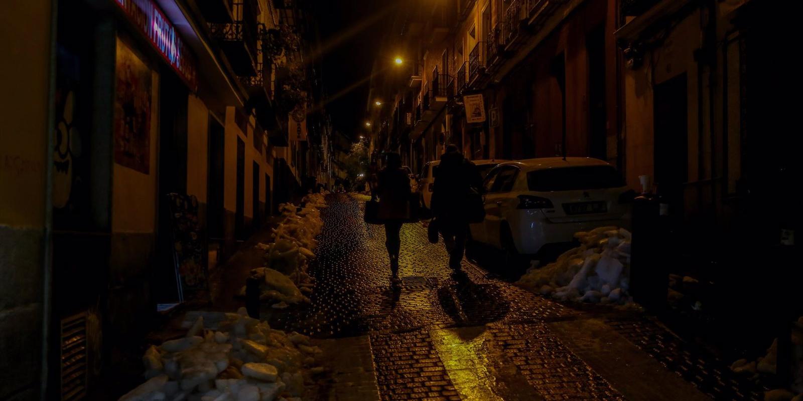 Prohibidas las reuniones en casas, toque de queda a las 22h y cierre de hostelería a las 21 en la Comunidad de Madrid