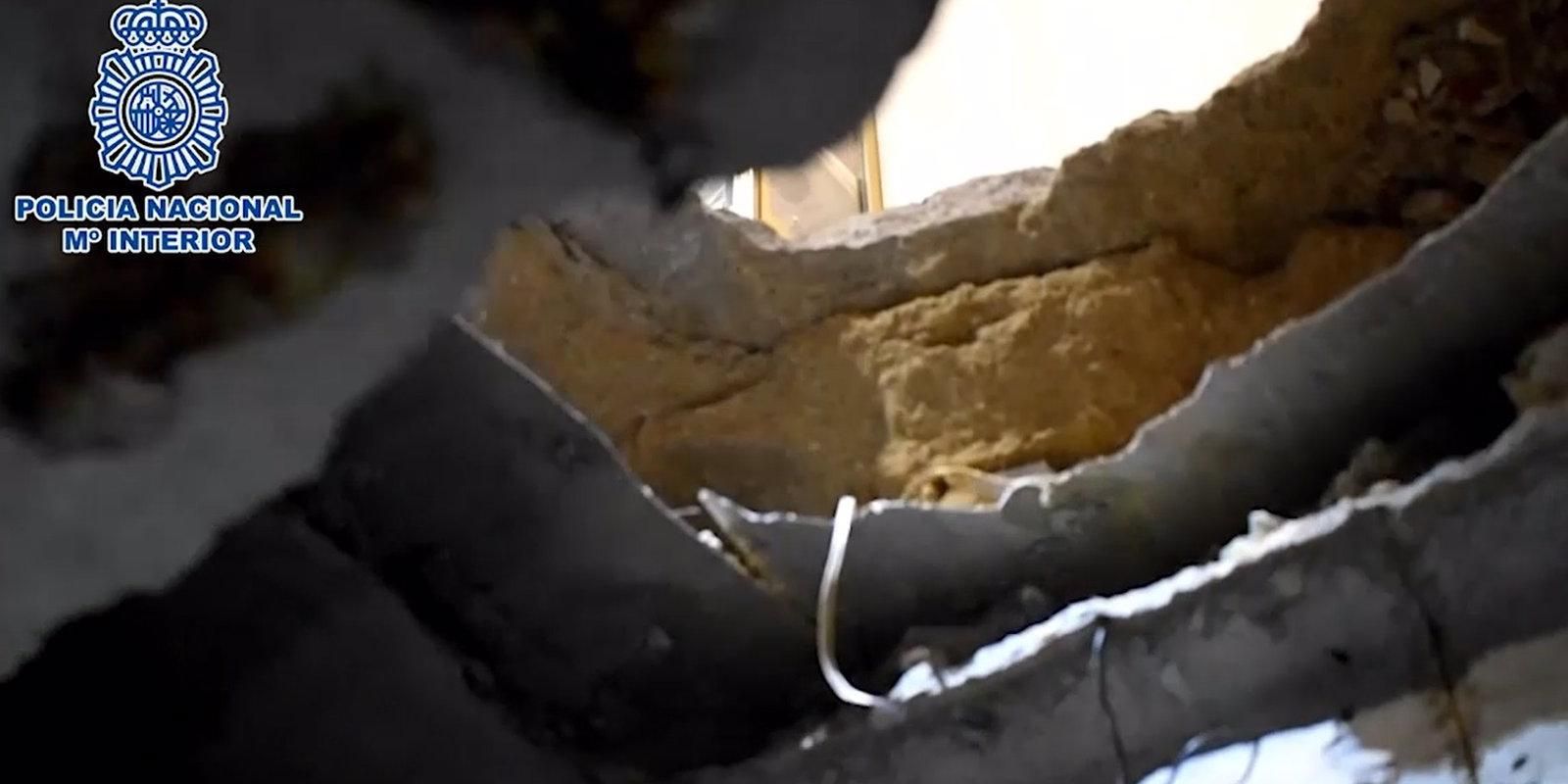 Desmantelada una banda que robó en joyerías de Madrid y La Coruña a través de pequeños butrones