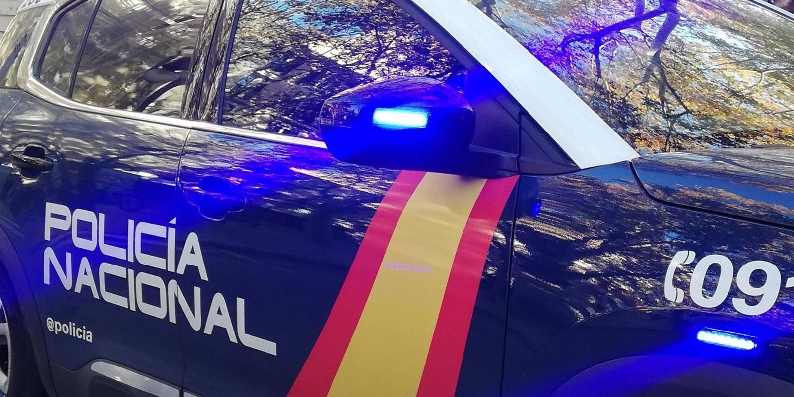 La Policía rescata a una anciana de 92 años cuyo hijo la mantenía encerrada en su casa del barrio del Pilar