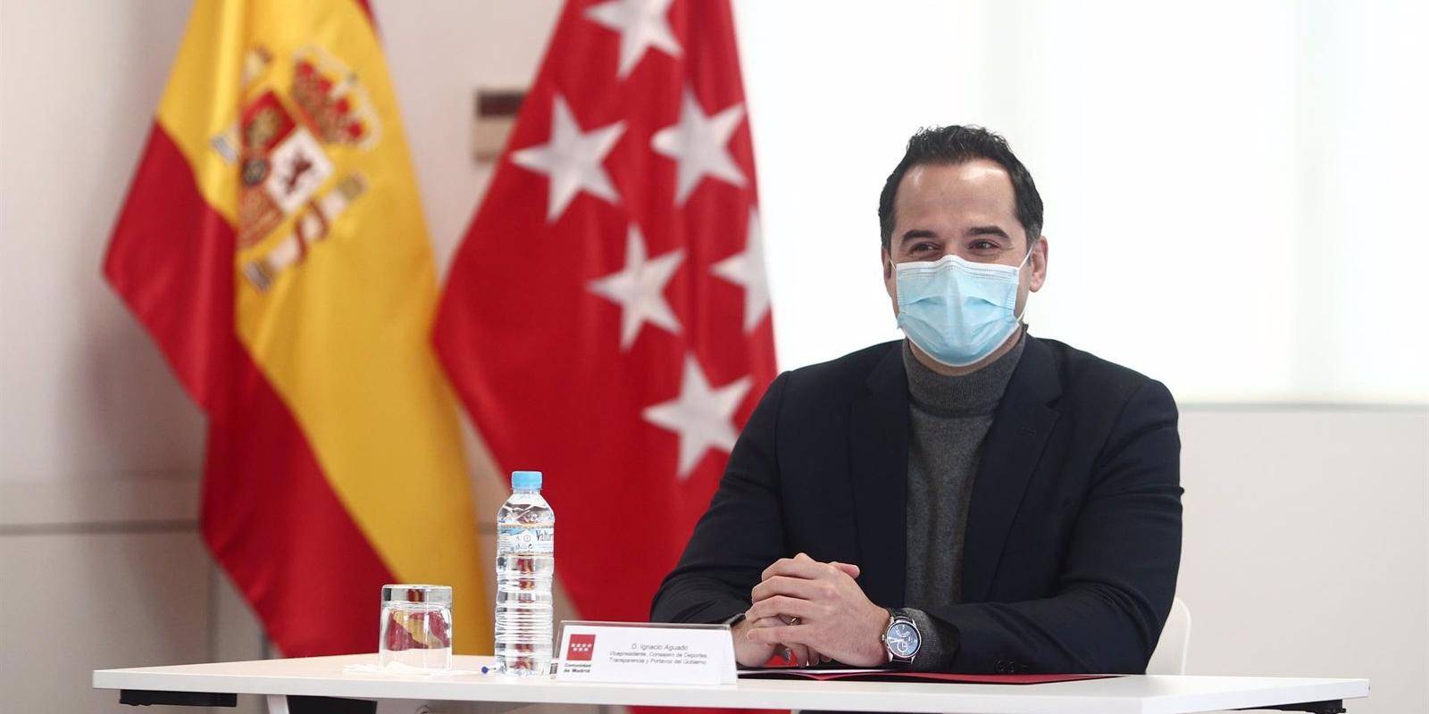 Aguado recuerda el 23F: "Nuestra democracia salió fortalecida gracias al firme compromiso del Rey"