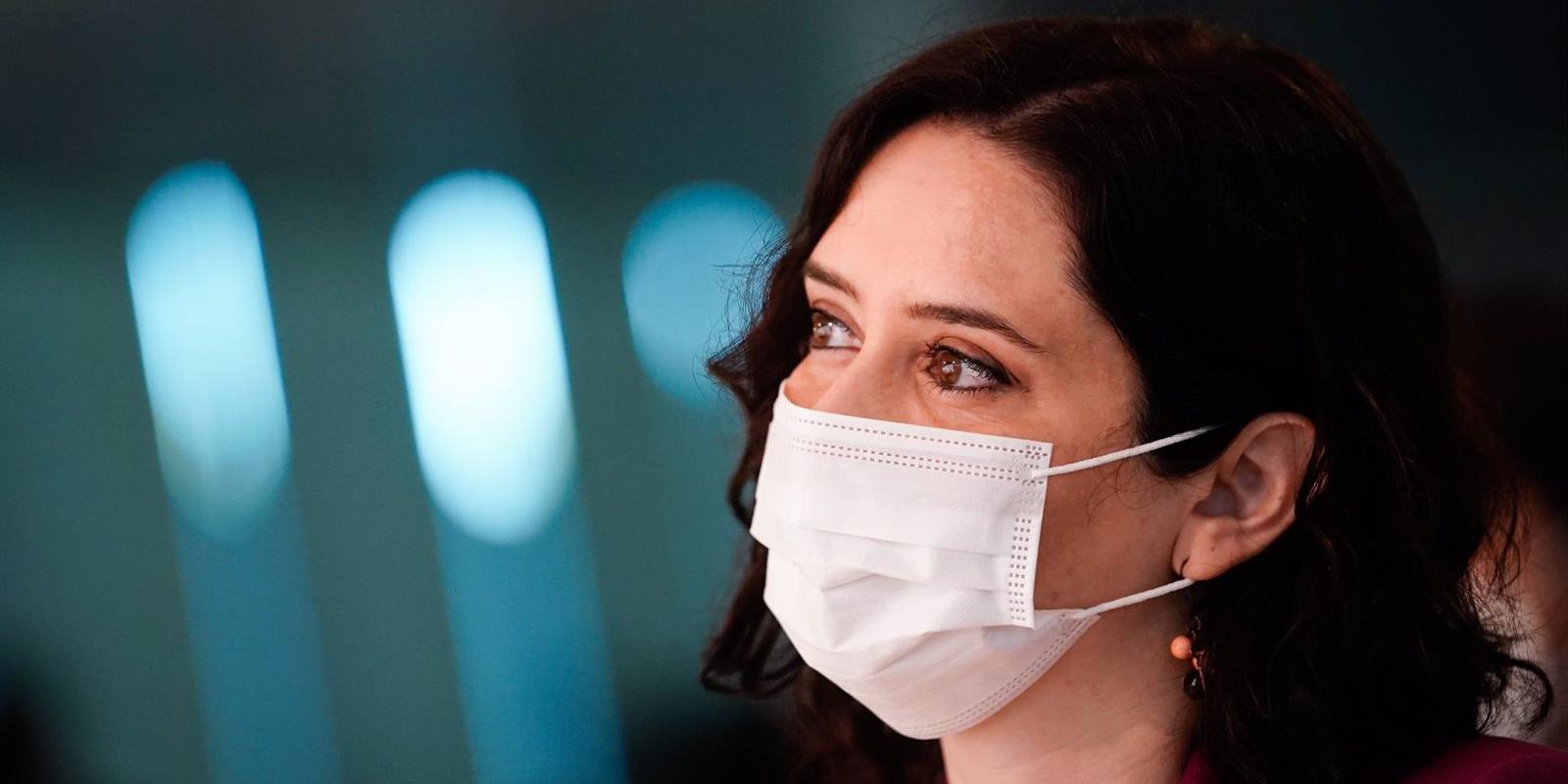 Díaz Ayuso defiende que la actuación de la Policía Nacional el 1-O no merece ningún reproche