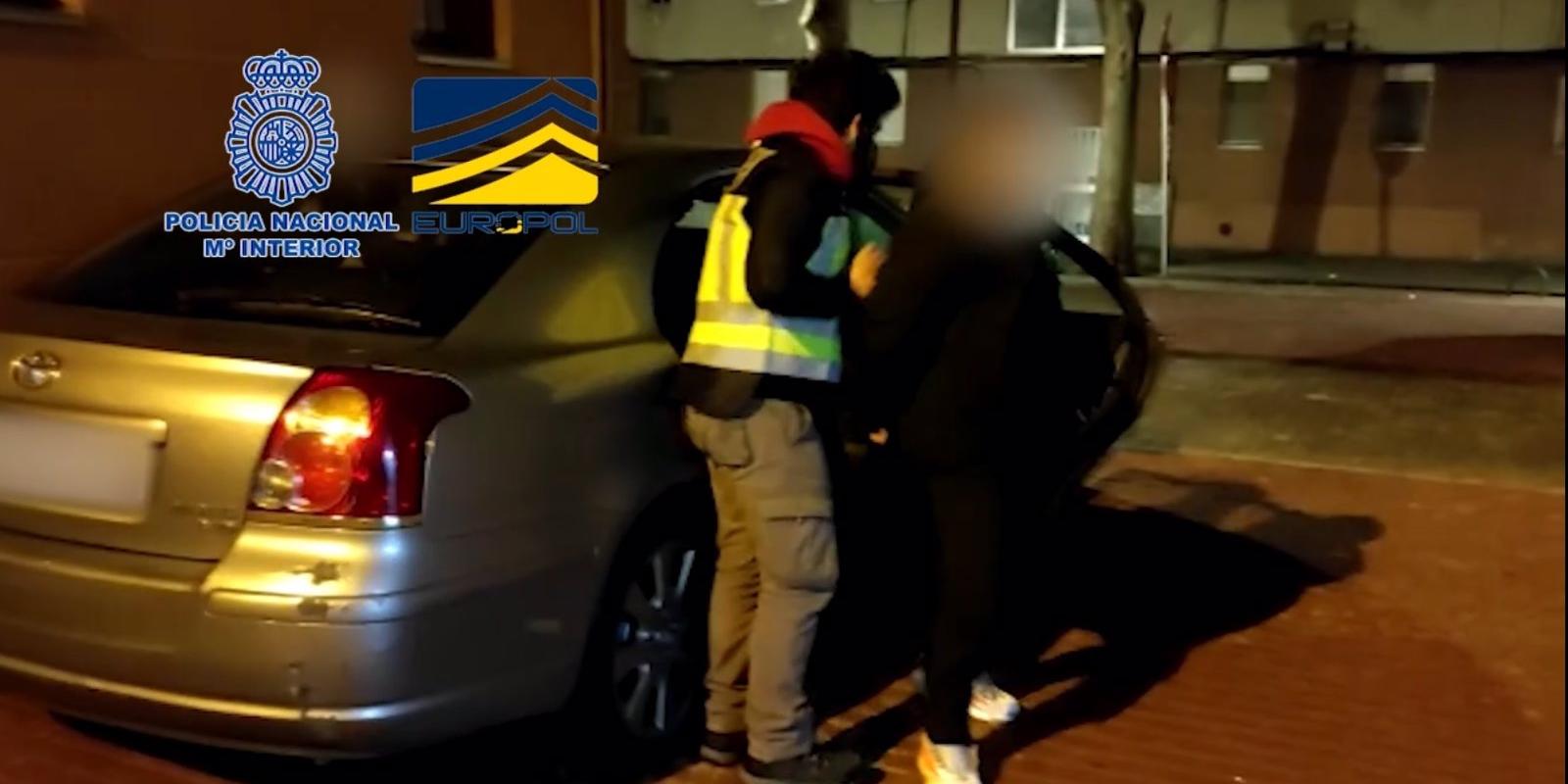 Detenida una banda muy profesional que robó al descuido más de 380.000€ en bancos y joyerías