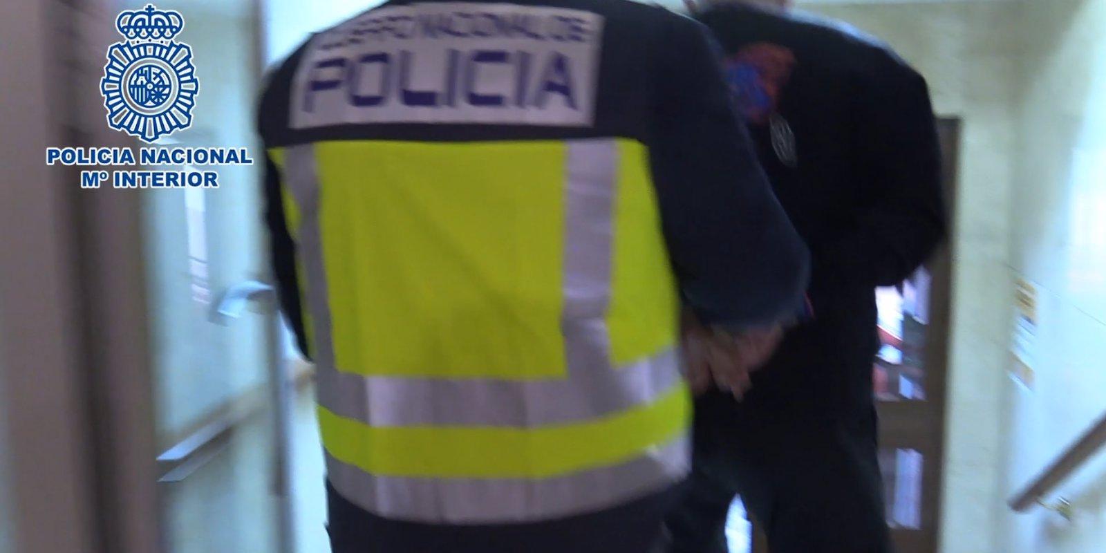 Detenidos 26 grafiteros por pintar trenes y autobuses municipales aprovechando el temporal 'Filomena'
