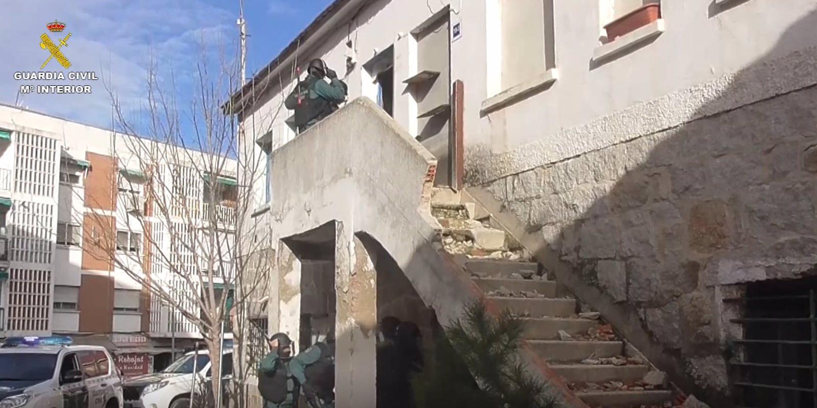 Cuatro detenidos de una banda que asaltaba comercios de Majadahonda y Villanueva de la Cañada