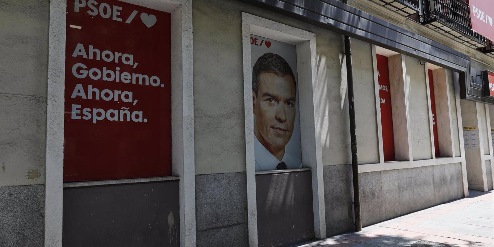 Sánchez dirige en la sombra la negociación con Cs para desbancar al PP en Madrid