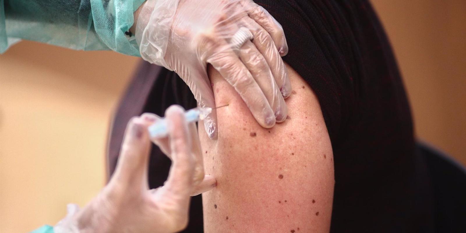 La Comunidad ha administrado 725.371 dosis de las 893.365 recibidas