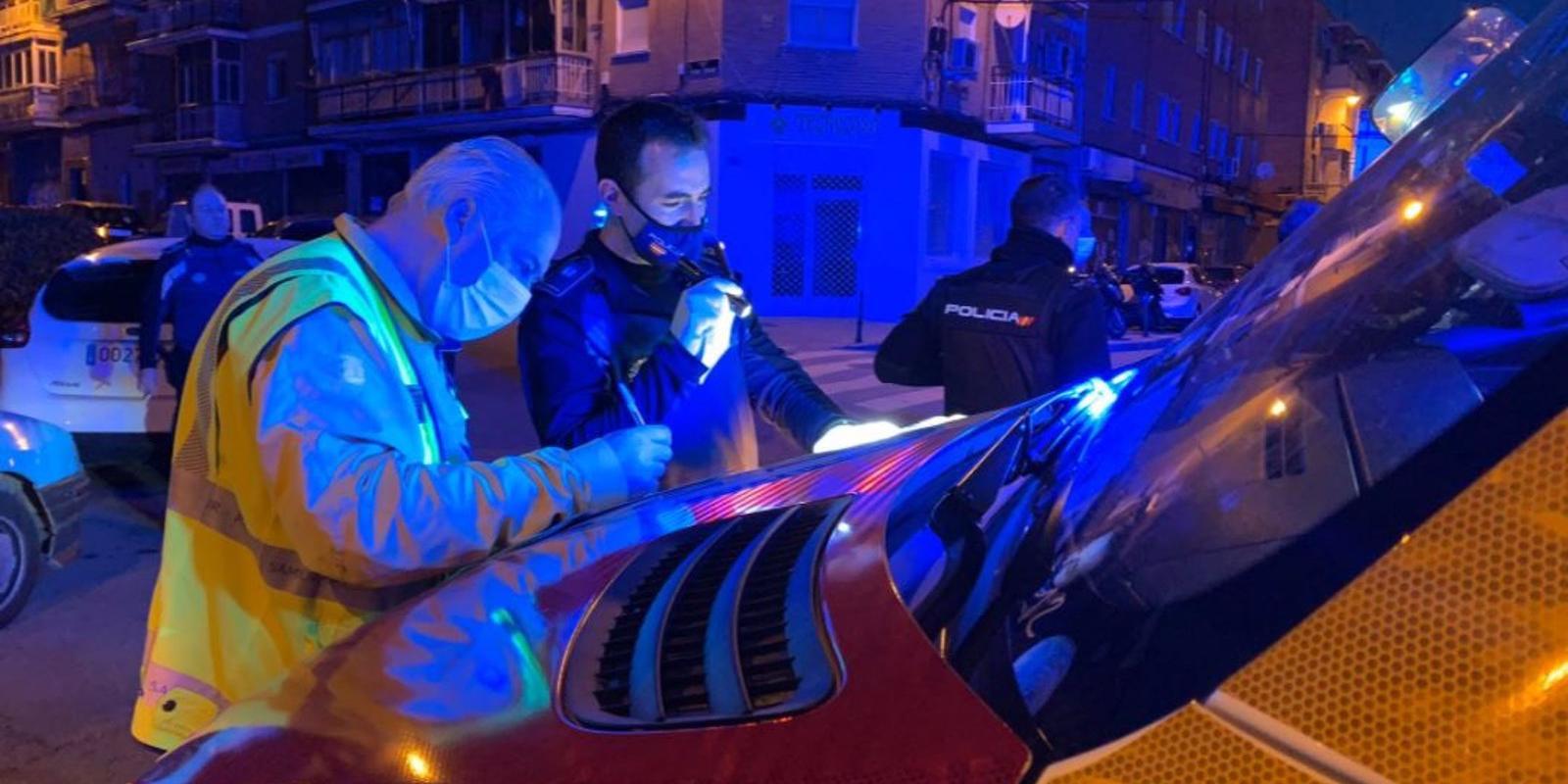 Grave un hombre de 39 años al ser golpeado con un bate de béisbol en la cabeza en Usera