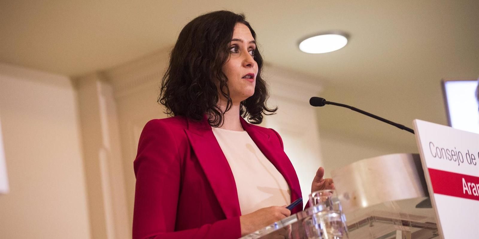 Díaz Ayuso critica que de los creadores de la turismofobia o de "el Zendal mata" ahora llega "Madrid solo ofrece borrachera"