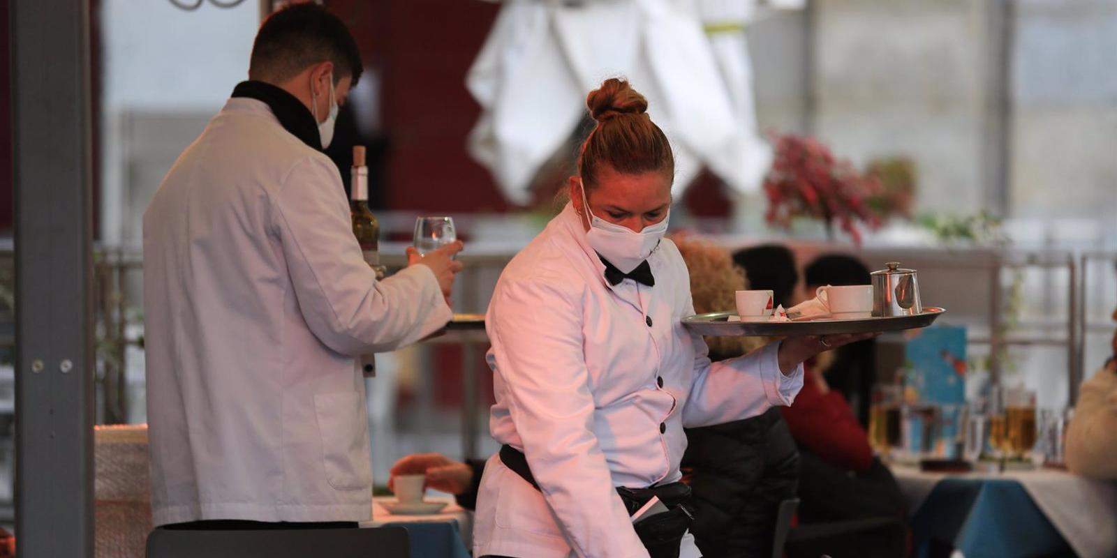 La contratación en hostelería en la región se desplomó un 31,3% desde julio