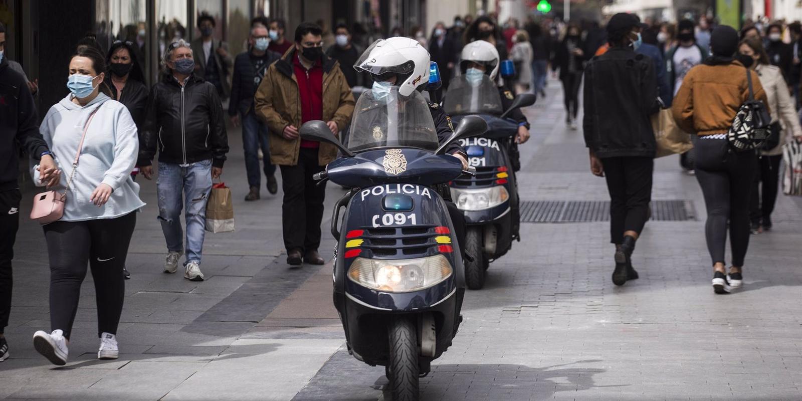 La Policía Nacional practicó 40 detenciones, 46.500 identificaciones y casi 1.000 sanciones este finde en Madrid