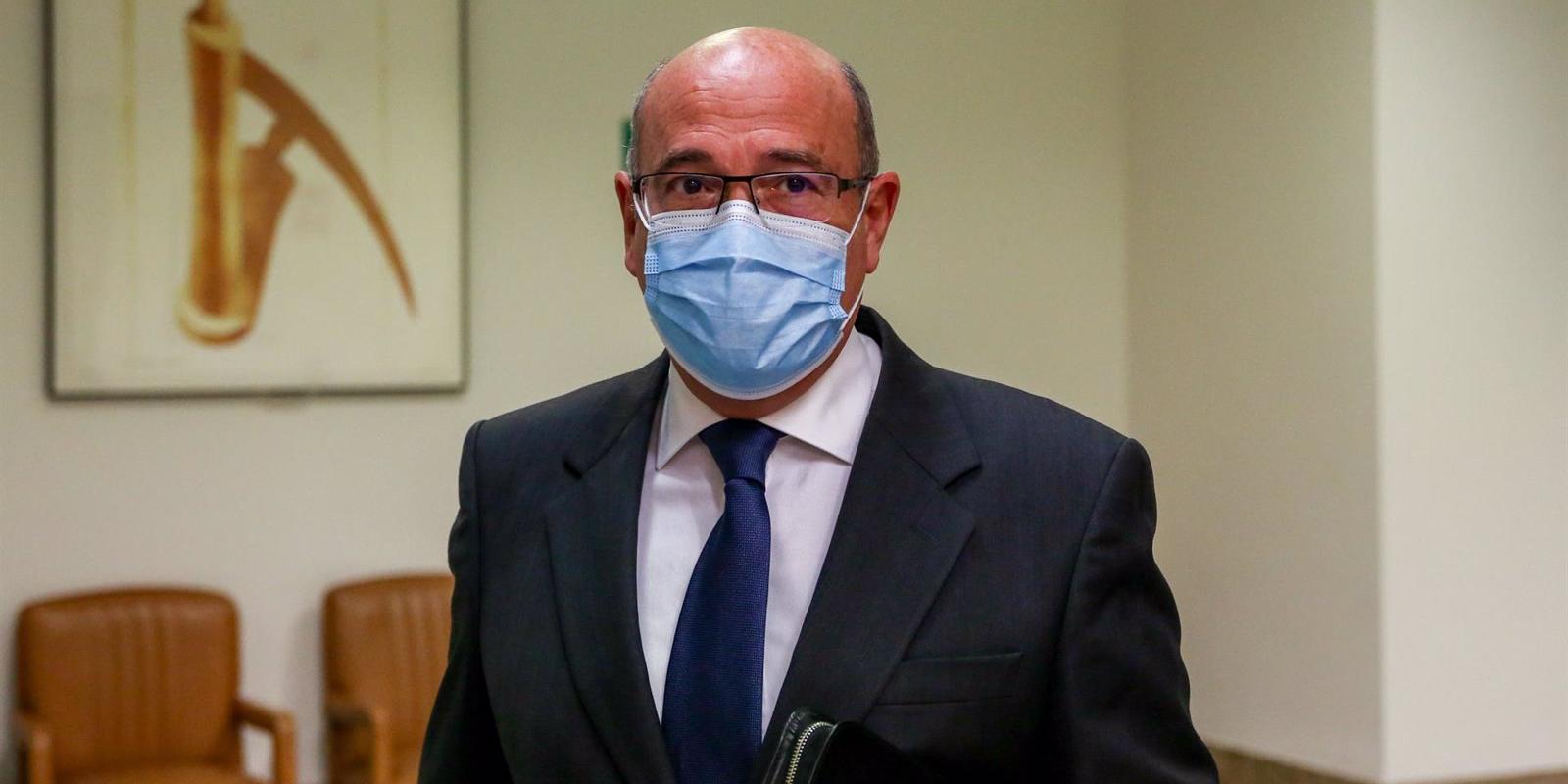 La Audiencia Nacional considera que el cese de Pérez de los Cobos es "ilegal" y ordena el reingreso en su puesto