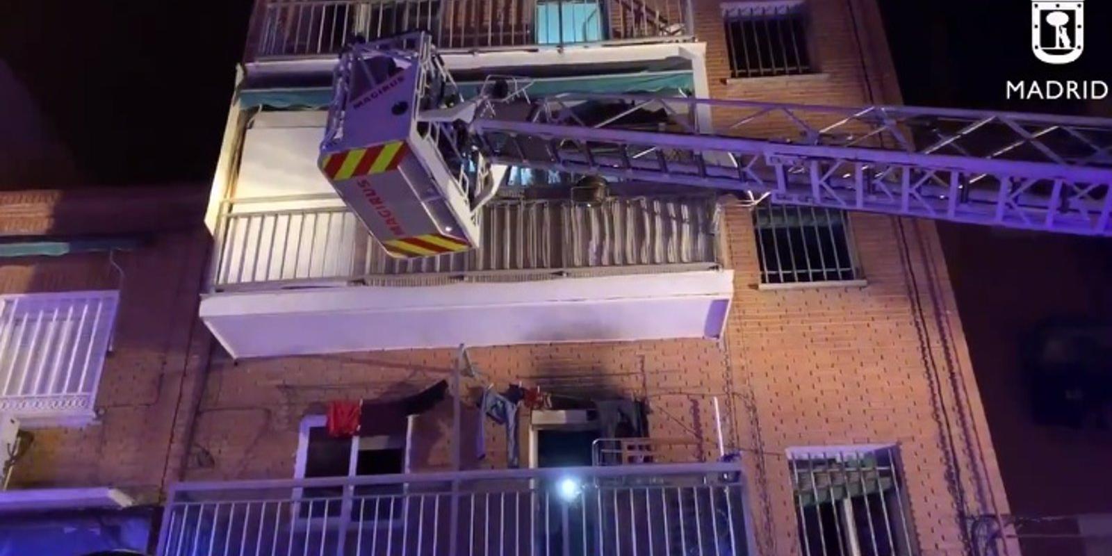 Siete heridos leves en el incendio en un edificio de Villaverde