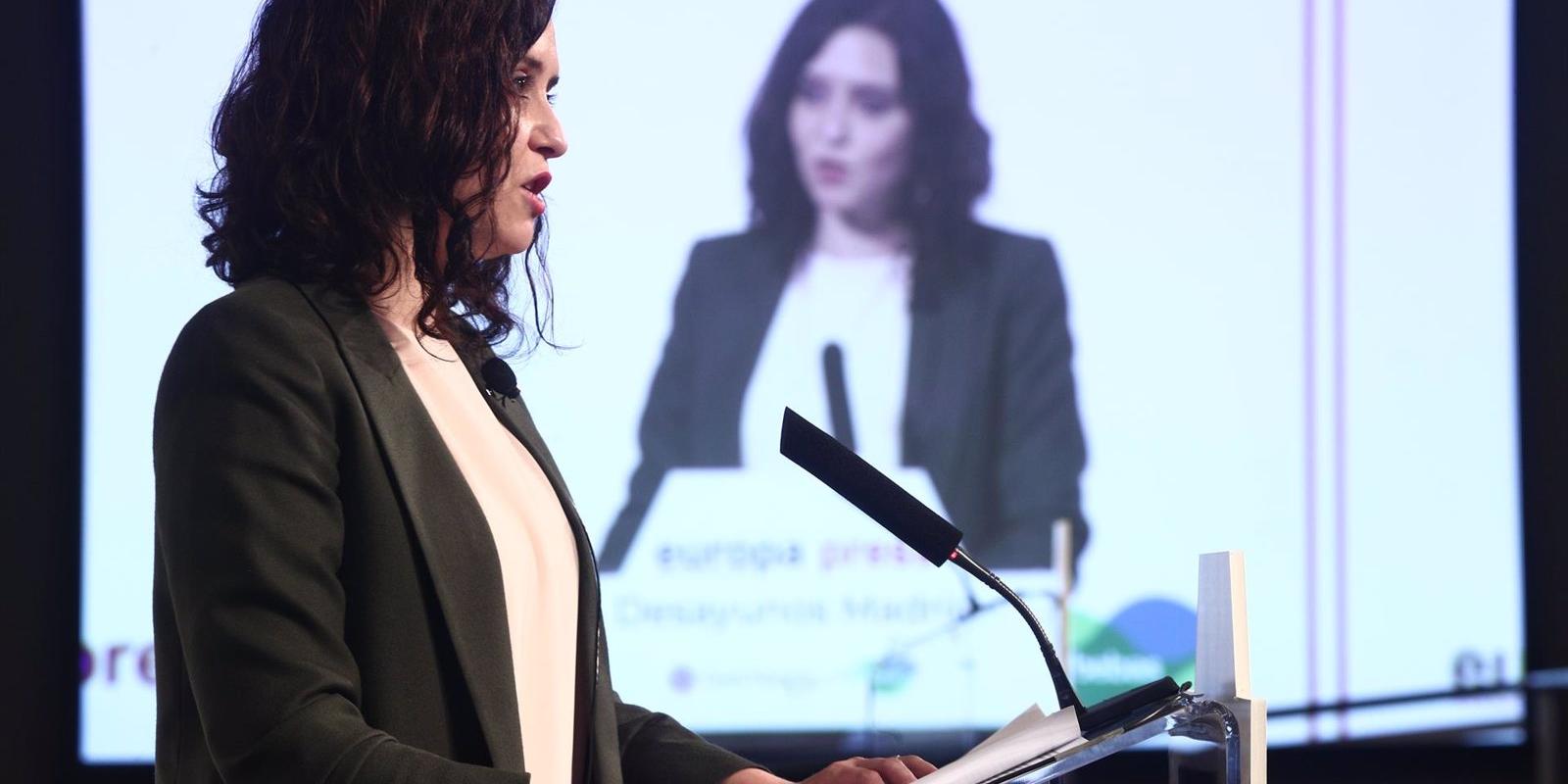 Díaz Ayuso no adelanta si formaría gobierno con Vox