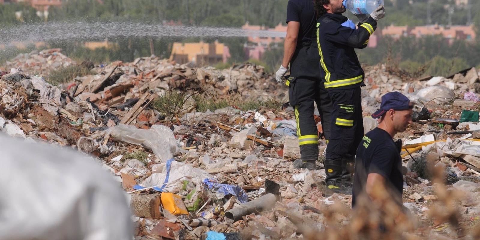 Suspendido el juicio contra los responsables de un vertedero ilegal de Valdemingómez